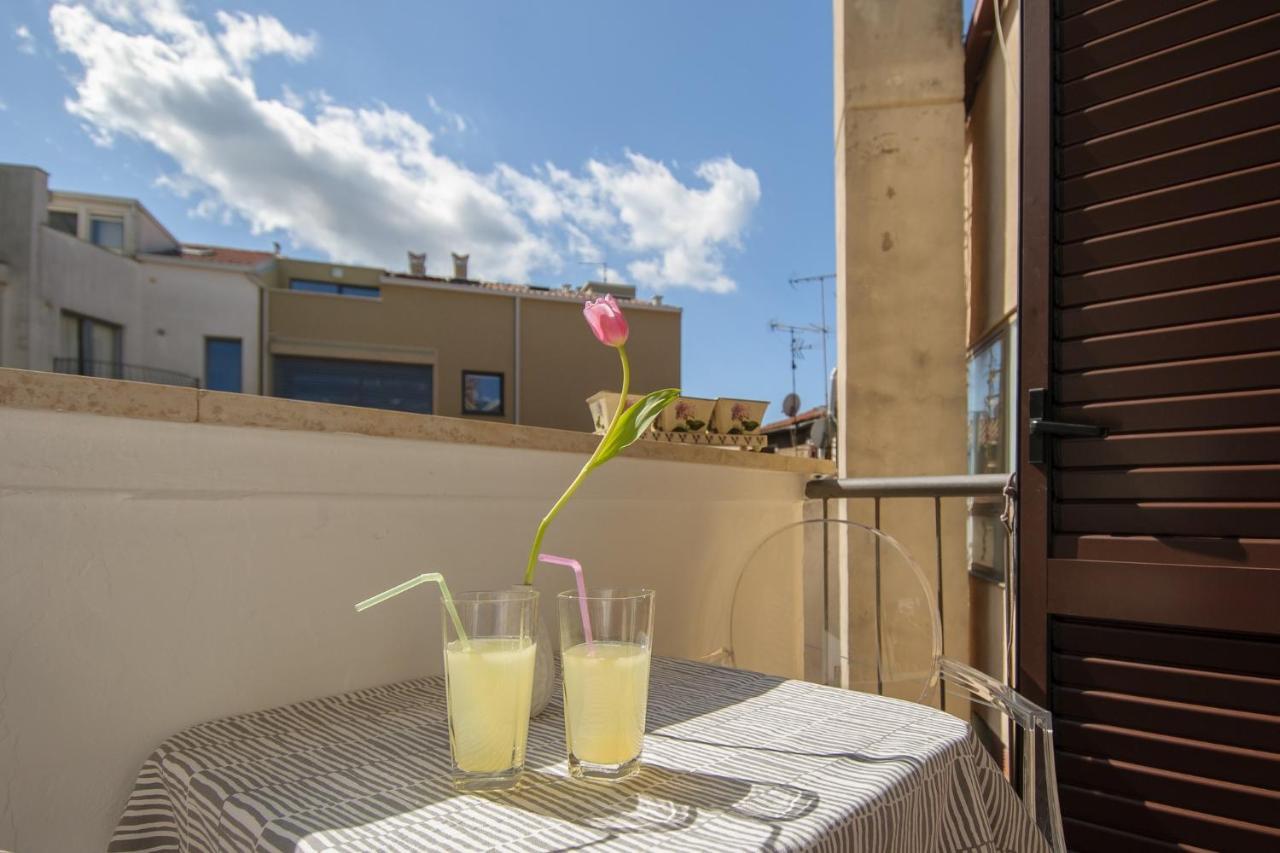 Julie City Centre Porec Apartment Eksteriør bilde
